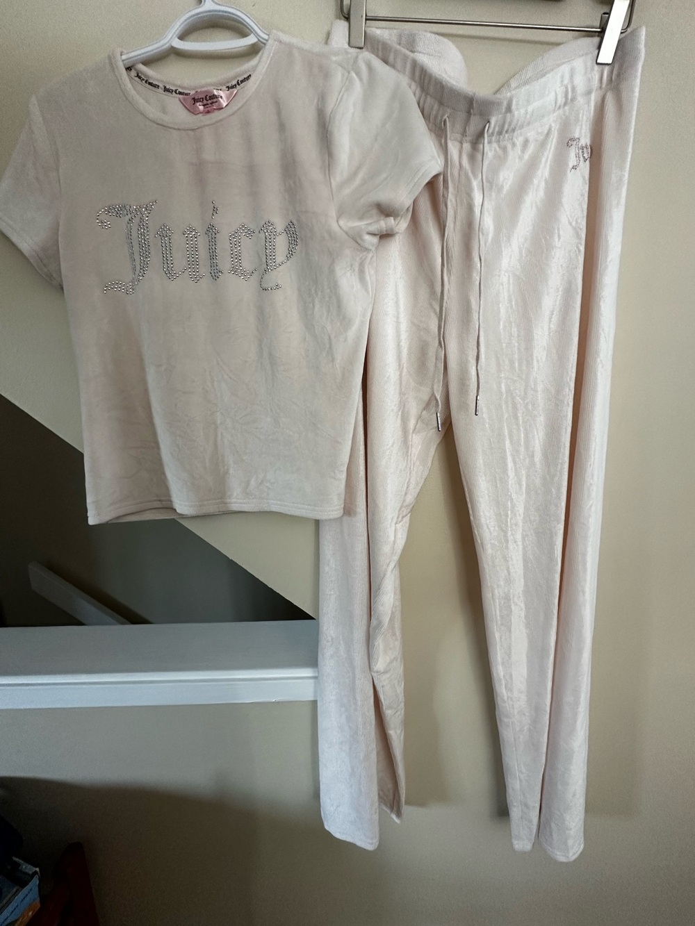 Juicy Couture Pale Pink Velour Logo Tee & Drawstring Pants Set